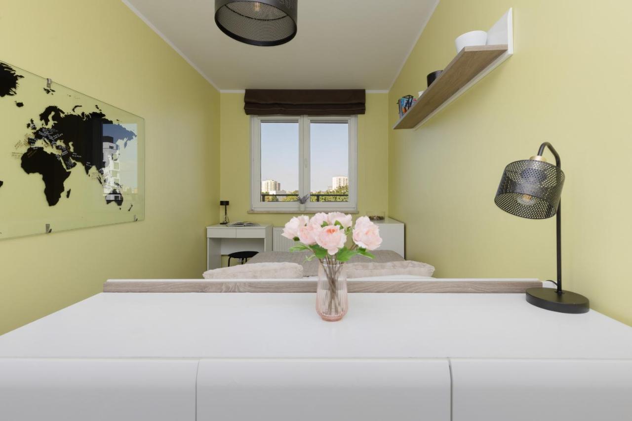 Metro Wilanowska Apartment With Parking By Noclegi Renters Warszawa Zewnętrze zdjęcie