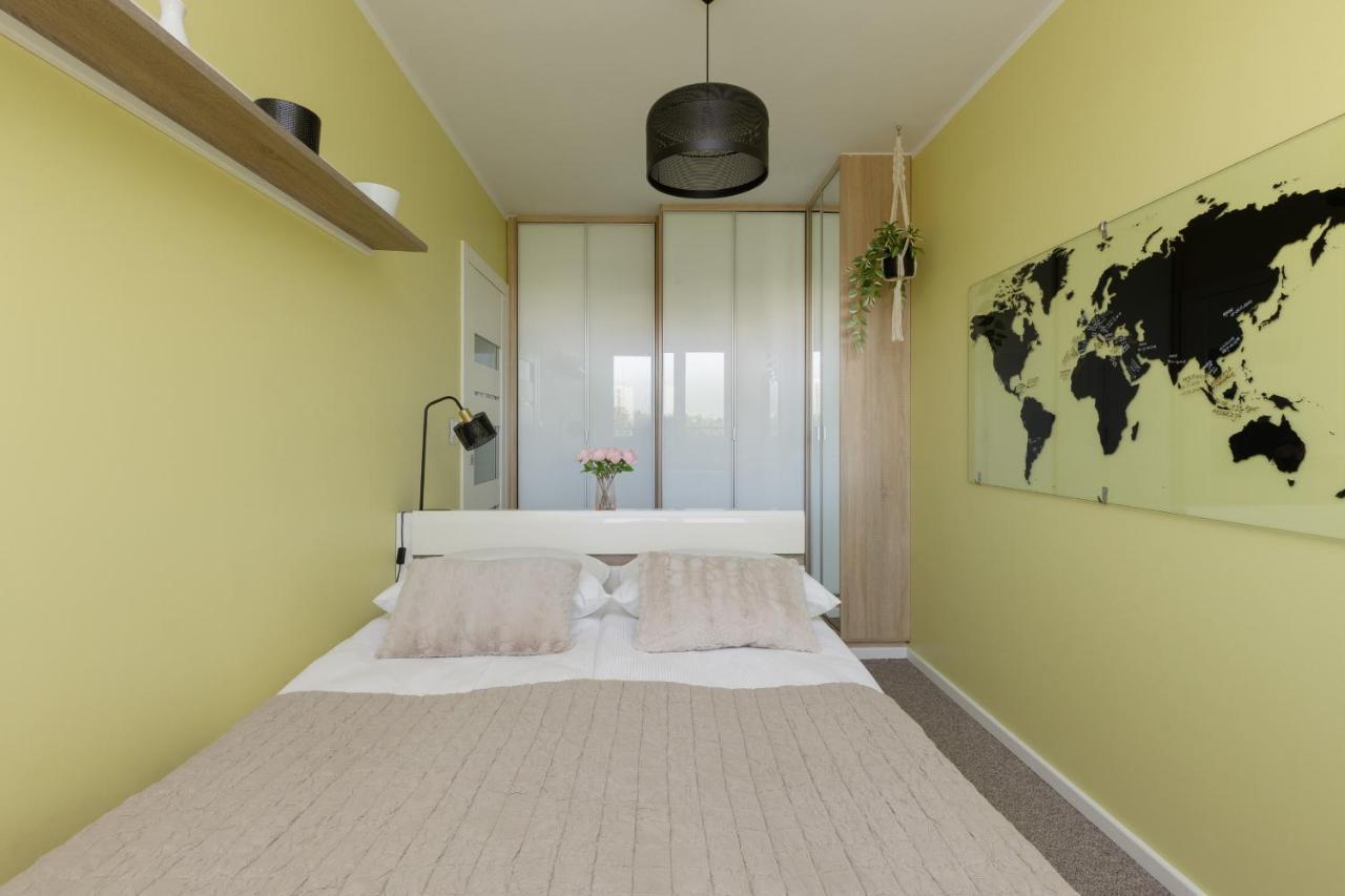 Metro Wilanowska Apartment With Parking By Noclegi Renters Warszawa Zewnętrze zdjęcie