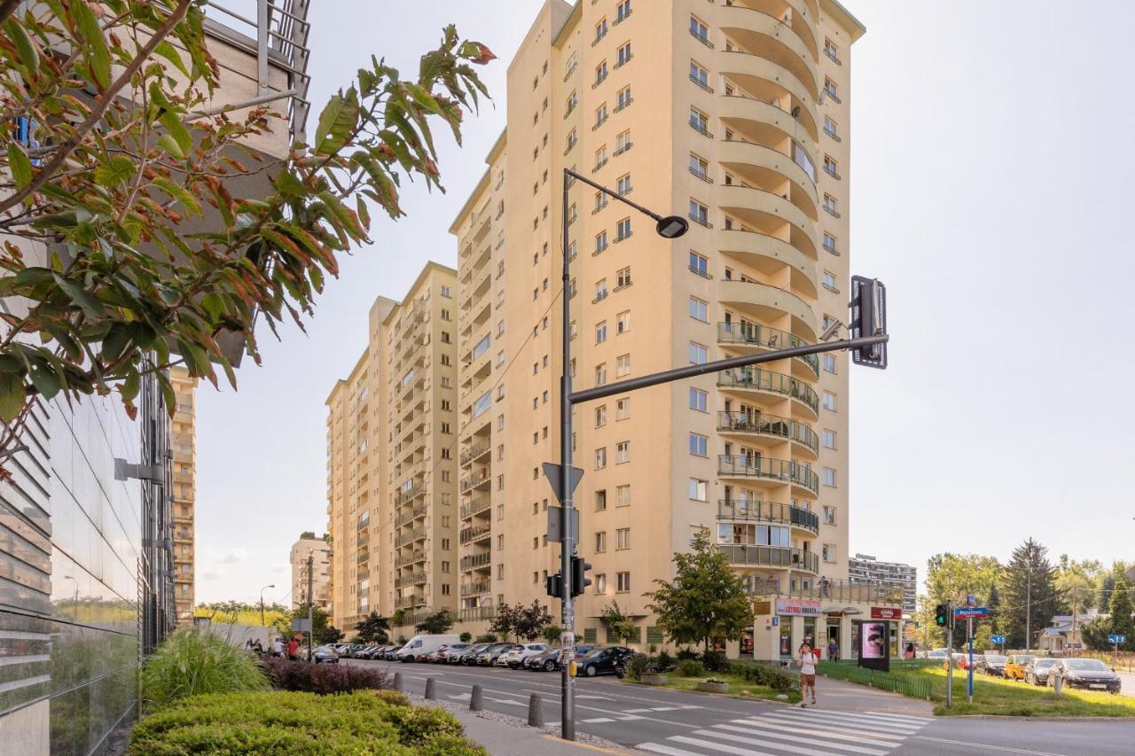Metro Wilanowska Apartment With Parking By Noclegi Renters Warszawa Zewnętrze zdjęcie